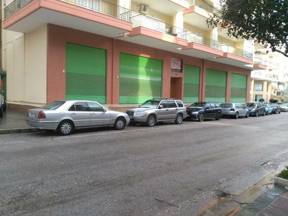 Breeze Apartment Sarandë 0*,  알바니아